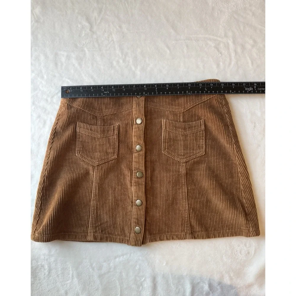 She + Sky Brown Corduroy Button-Front Pocket Mini‎ Skirt Women's Size M Preppy